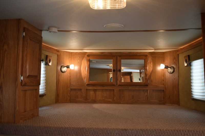 2007 American Spirit 8410GLQ 4 Horse Trailer with 10′ Short Wall - Image 15