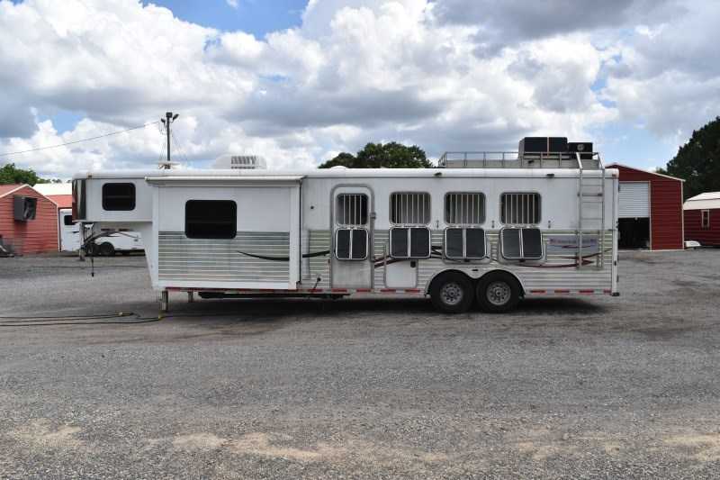 2007 American Spirit 8410GLQ 4 Horse Trailer with 10′ Short Wall - Image 6