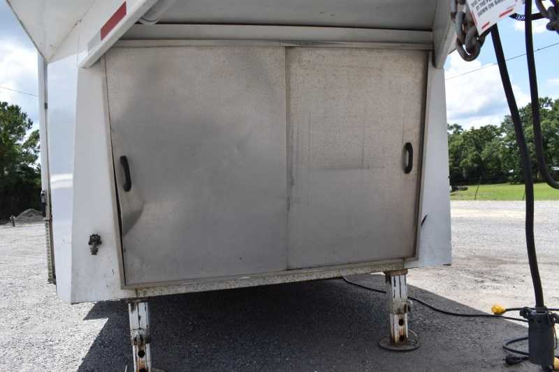 2007 American Spirit 8410GLQ 4 Horse Trailer with 10′ Short Wall - Image 7