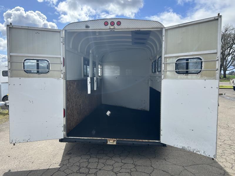 2000 Morgan Built 3 Horse Bumper Pull Horse Trailer - Image 7
