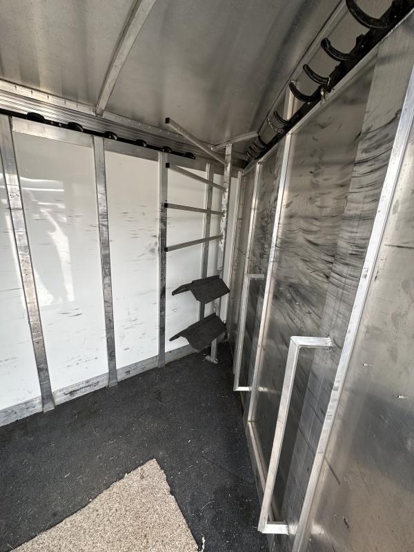 2004 Cherokee Trailers 4H GN Horse Trailer - Image 8