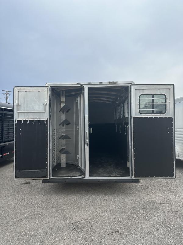 2004 Cherokee Trailers 4H GN Horse Trailer - Image 12