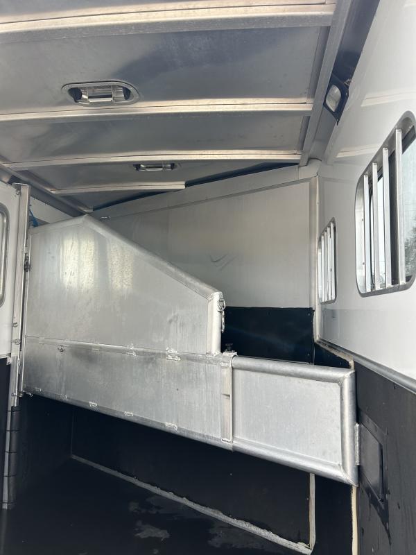 2007 Exiss 2 Horse Trailer - Image 6