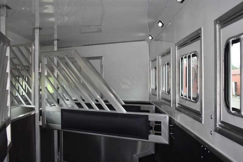 2021 Lakota BigHorn 8519TBB 5 Horse Trailer with 19′ Short Wall - Image 19