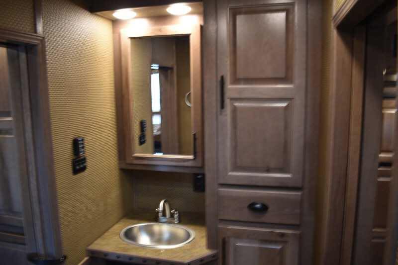 2021 Lakota BigHorn 8519TBB 5 Horse Trailer with 19′ Short Wall - Image 42