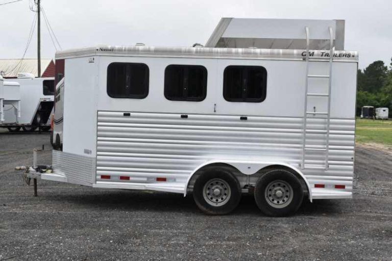 2012 CM 3HBP 3 Horse Trailer - Image 15