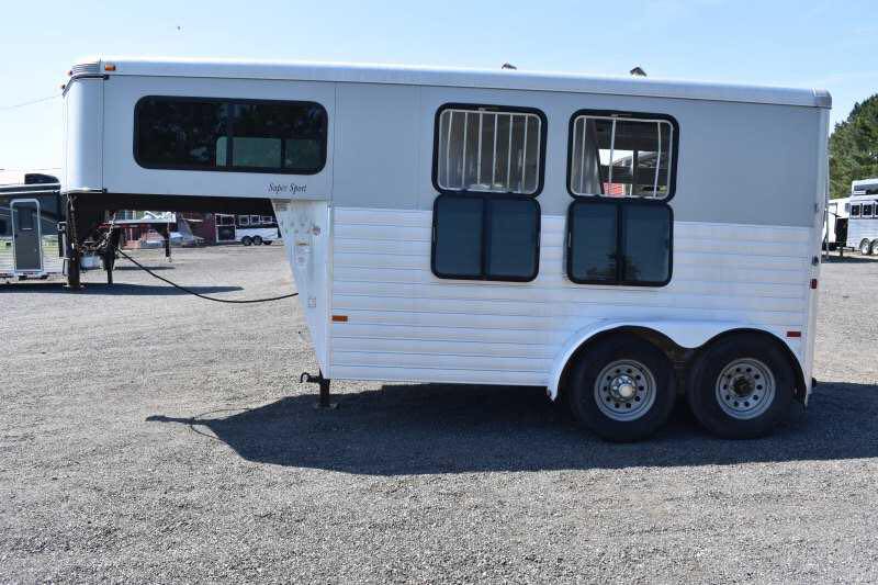2014 Sundowner 2 Horse Gooseneck Trailer - Image 5