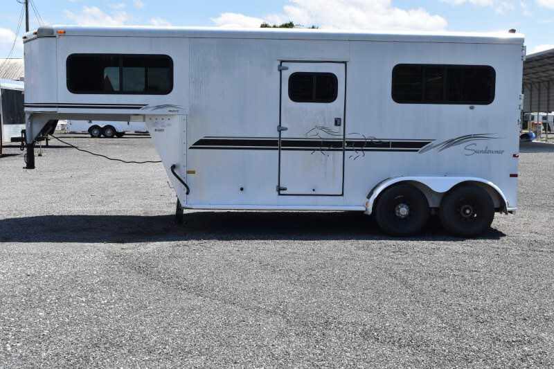 2000 Sundowner 7204GNST 2 Horse Trailer - Image 16