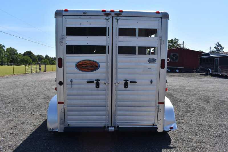 2014 Sundowner 2 Horse Gooseneck Trailer - Image 6