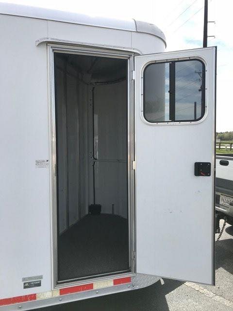 2010 Merhow 2 Horse Slant - Image 3