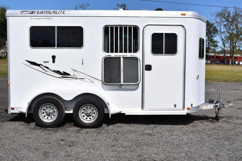 2005 Featherlite 2HST 2 Horse Trailer - Image 2