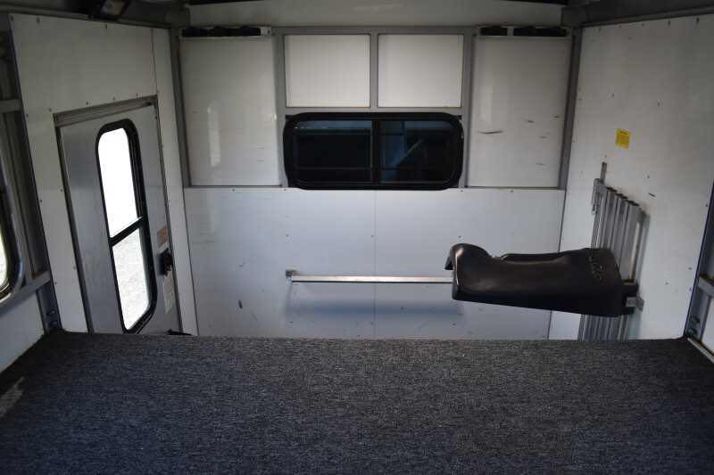 2000 Sundowner 7204GNST 2 Horse Trailer - Image 23