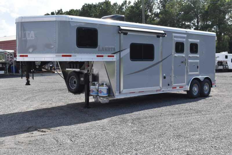 2020 Lakota Colt 8209SO 2 Horse Trailer with 9′ Short Wall - Image 9
