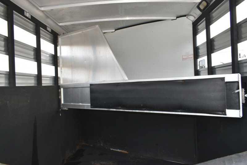 2005 Sundowner Sunlite 2 Horse Trailer - Image 8
