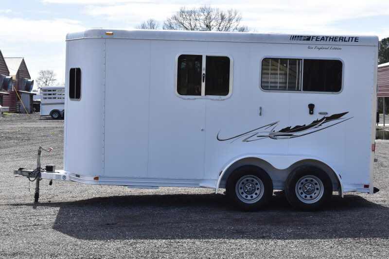 2005 Featherlite 2HST 2 Horse Trailer - Image 13