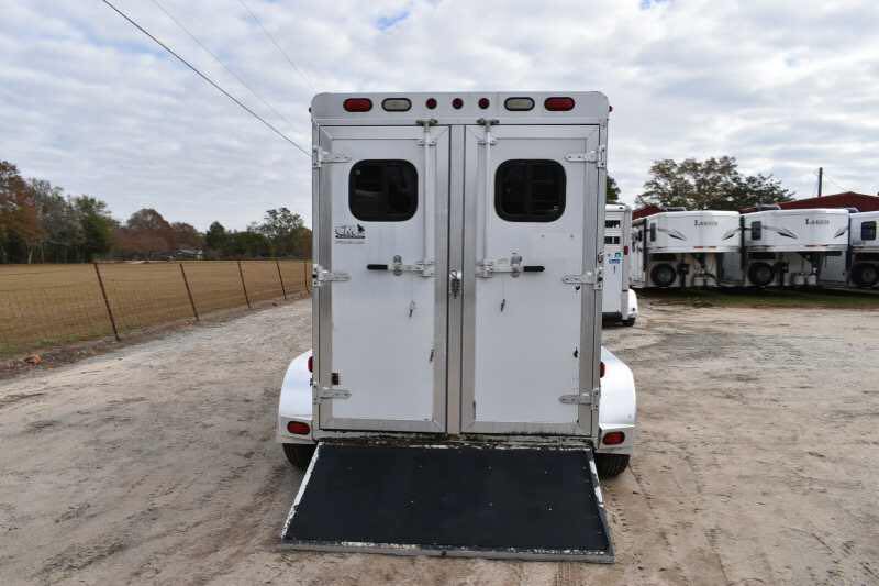 2001 CM Odyssey 2 Horse Trailer - Image 22