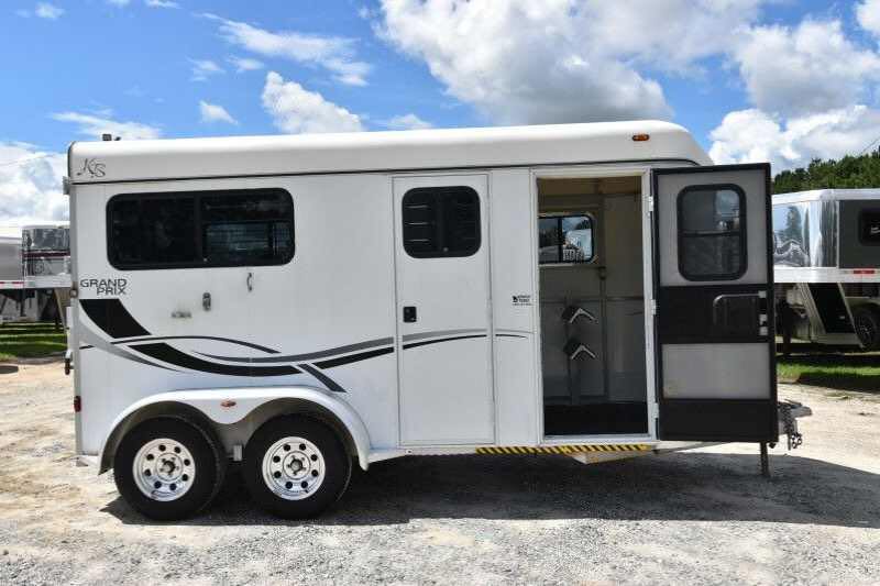 2002 Kiefer Built 2 Horse Bumper Pull - Image 18