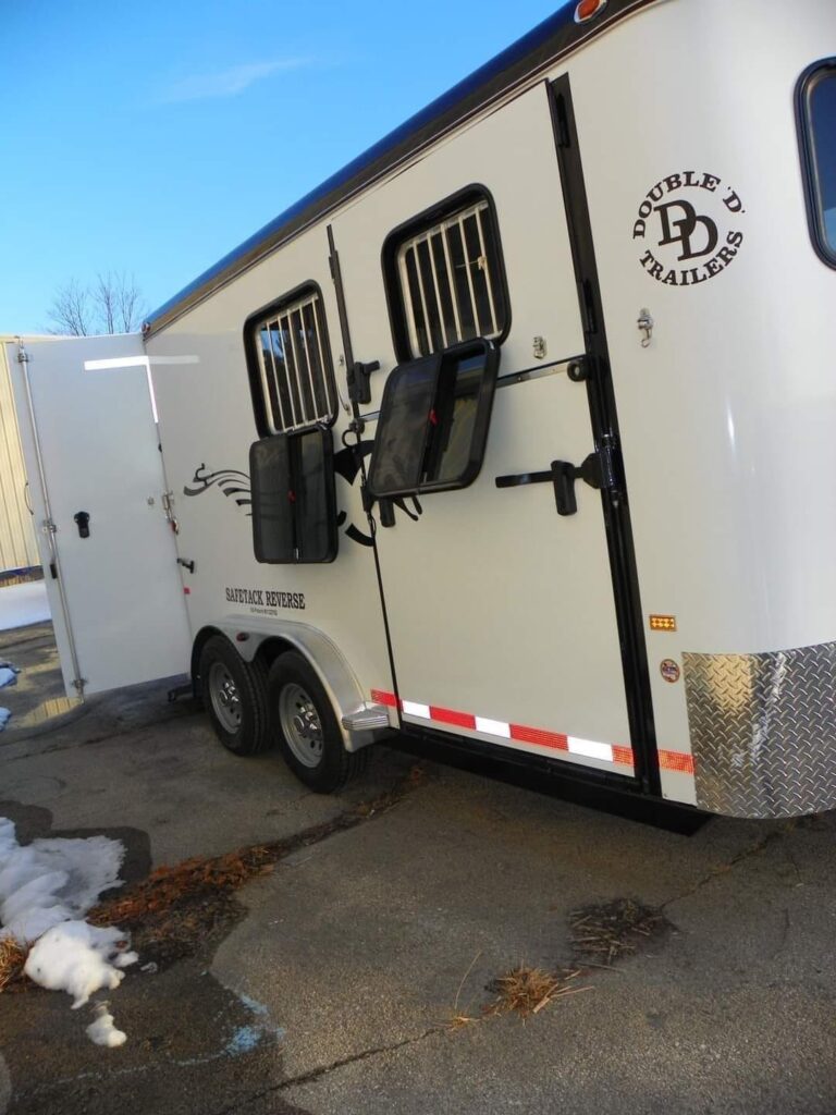 2022 Double D Reverse Slant 2 Horse Bumper Pull - Image 5