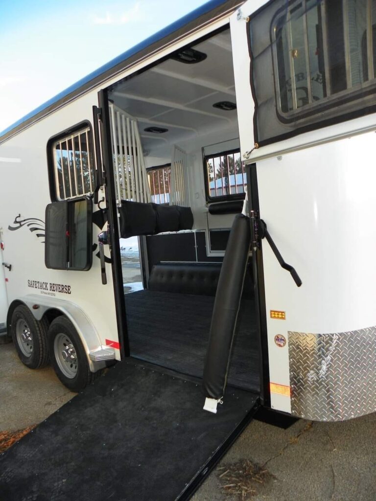 2022 Double D Reverse Slant 2 Horse Bumper Pull - Image 14