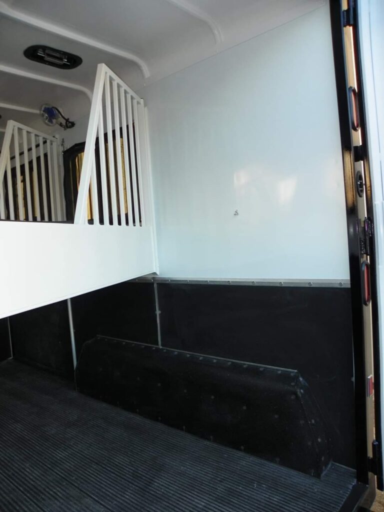 2022 Double D Reverse Slant 2 Horse Bumper Pull - Image 18