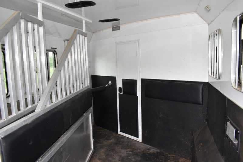 2015 Bison Ranger 3LQ Horse Trailer with 10′ Short Wall - Image 26