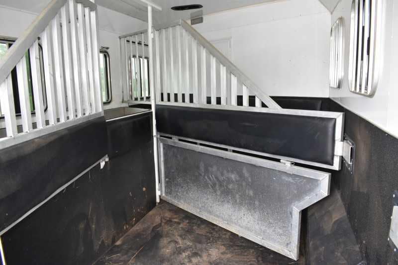 2015 Bison Ranger 3LQ Horse Trailer with 10′ Short Wall - Image 25