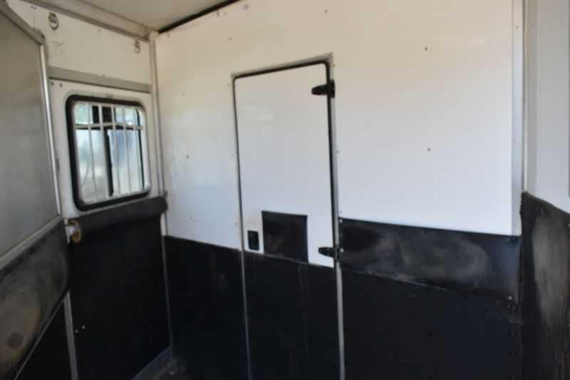 Used 2005 Silver Star 2HGNLQ 2 Horse Trailer with 4′ Short Wall - Image 19
