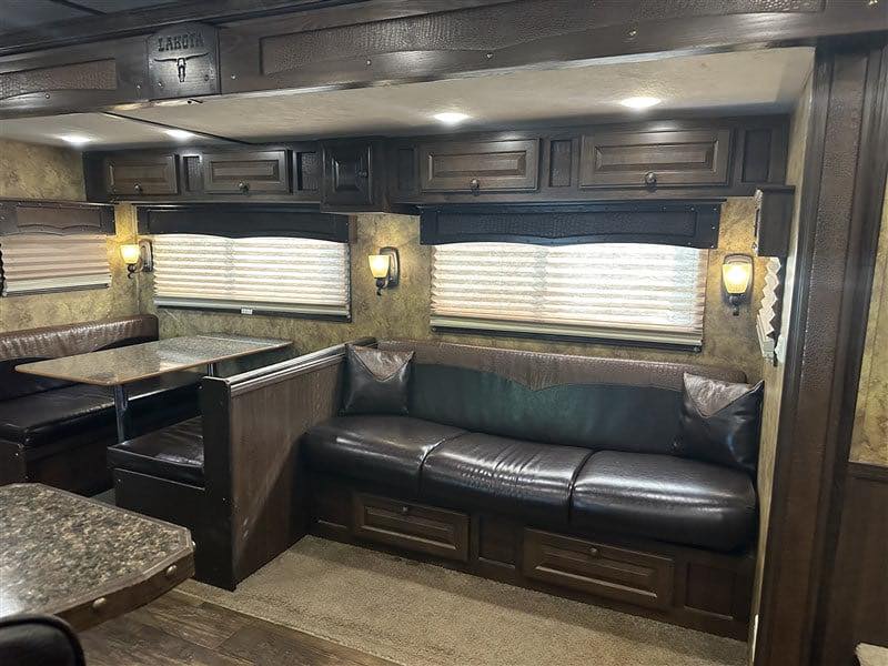 2014 Lakota Bighorn 8416, Generator, Couch, Dinette 17’ Shortwall, 4 Horse Trailer, 12′ Slide. - Image 23