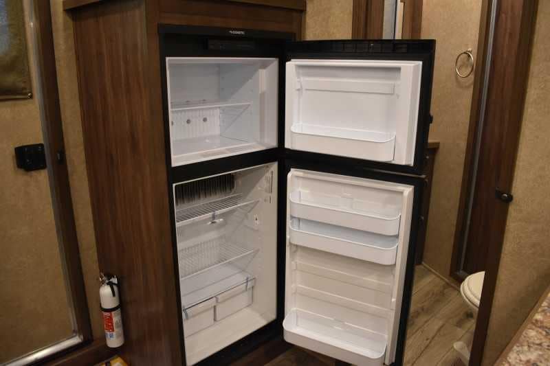 2022 Lakota Charger LQ 2 Horse Trailer with 9′ Short Wall - Image 15