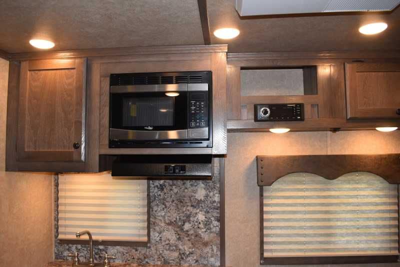 2022 Lakota Charger LQ 2 Horse Trailer with 9′ Short Wall - Image 11