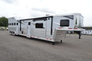2024 LAKOTA BIG HORN 8417 DOUBLE SLIDE 4 HORSE TRAILER