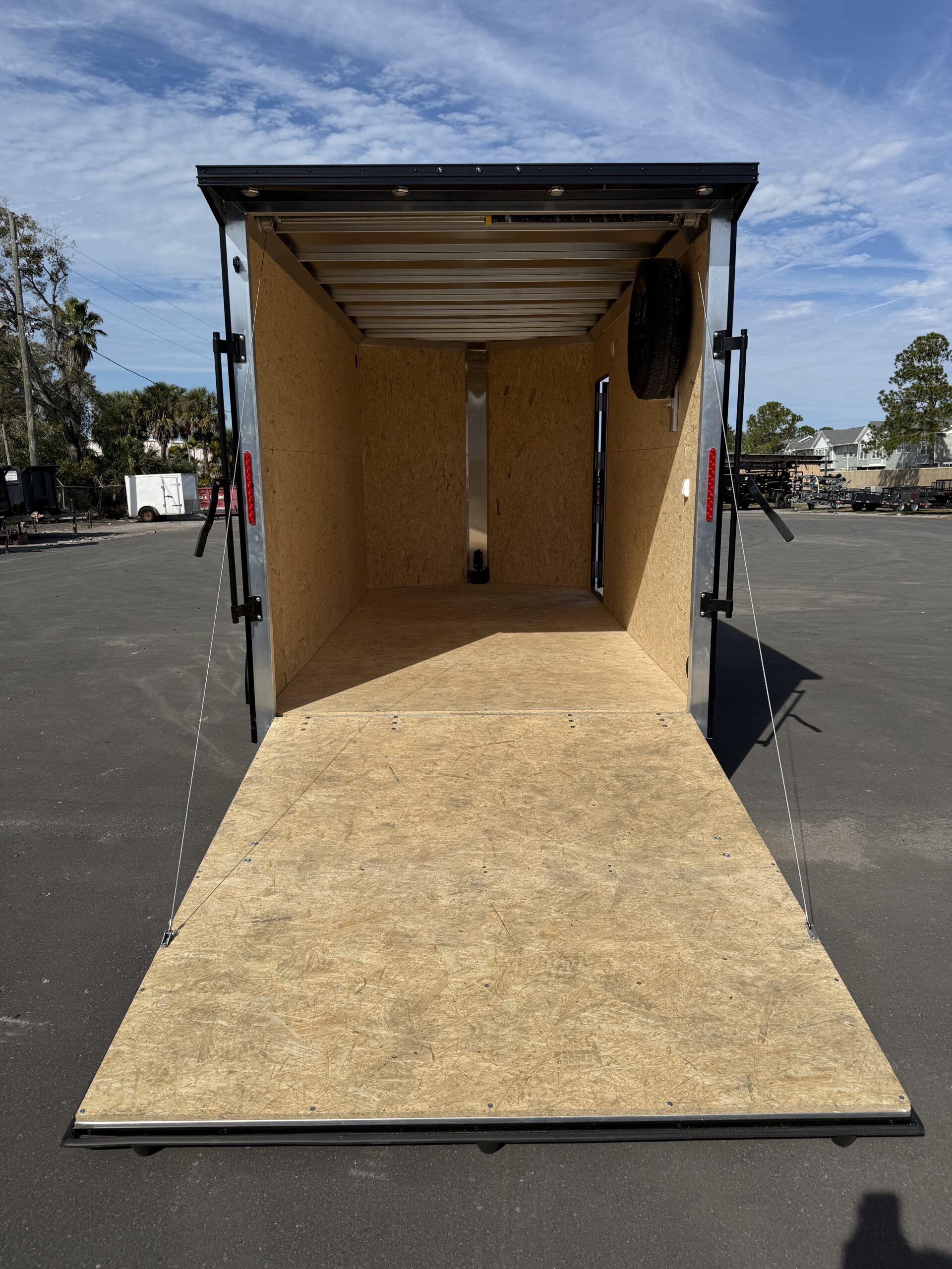 2026 7×14 ALCOM STEALTH ALUMINUM Enclosed trailer w/ spoiler and spare tire - Image 6