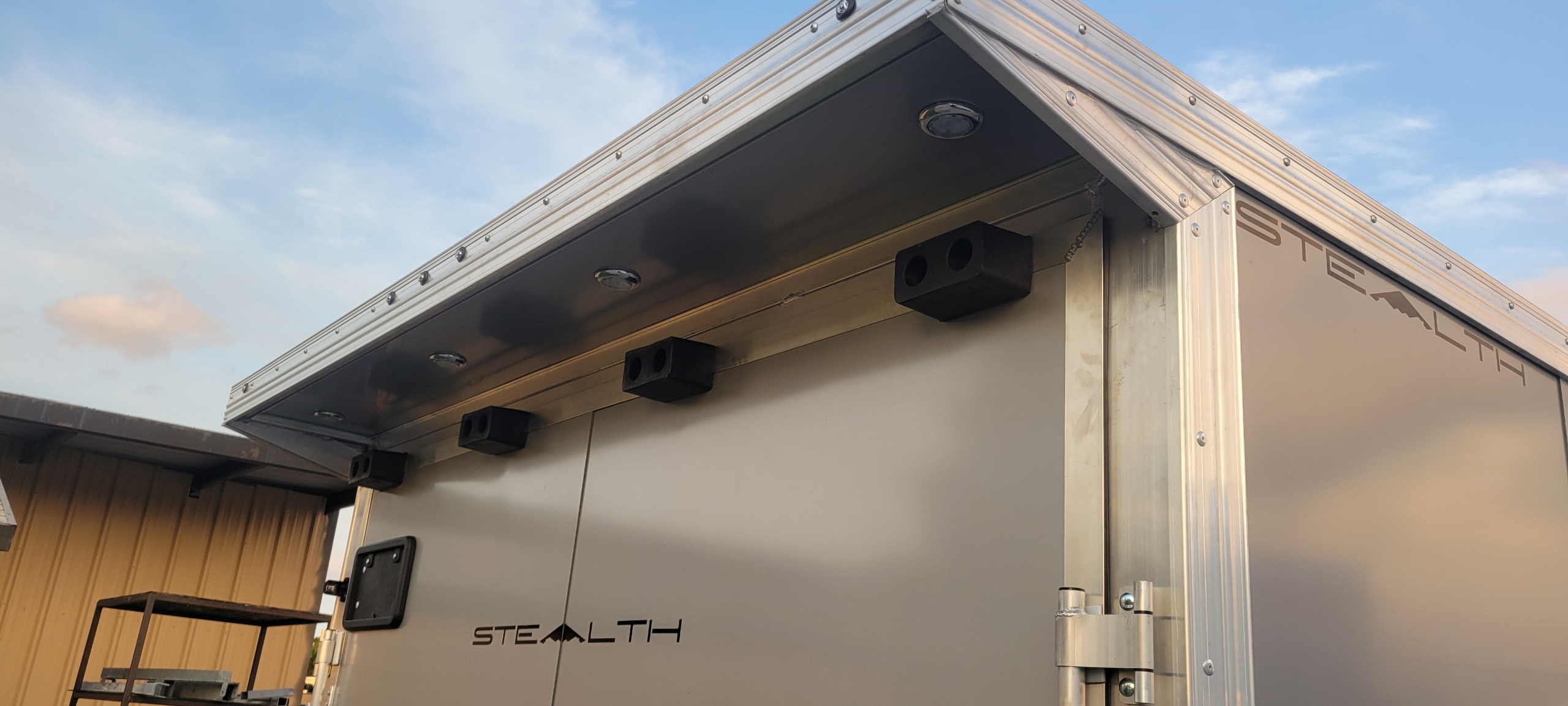 8.5 x 24 Aluminum Car Hauler Trailer Stealth - Image 5