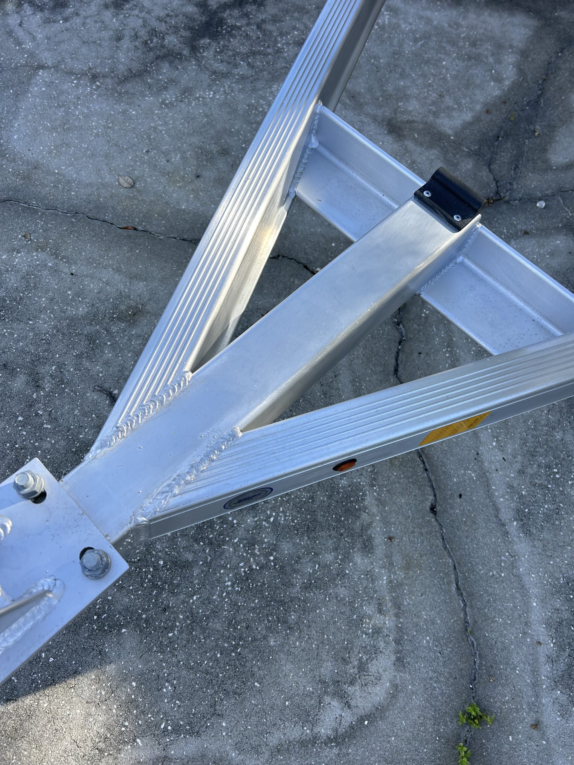 Single Aluminum Jet Ski Trailer Magic Tilt - Image 5