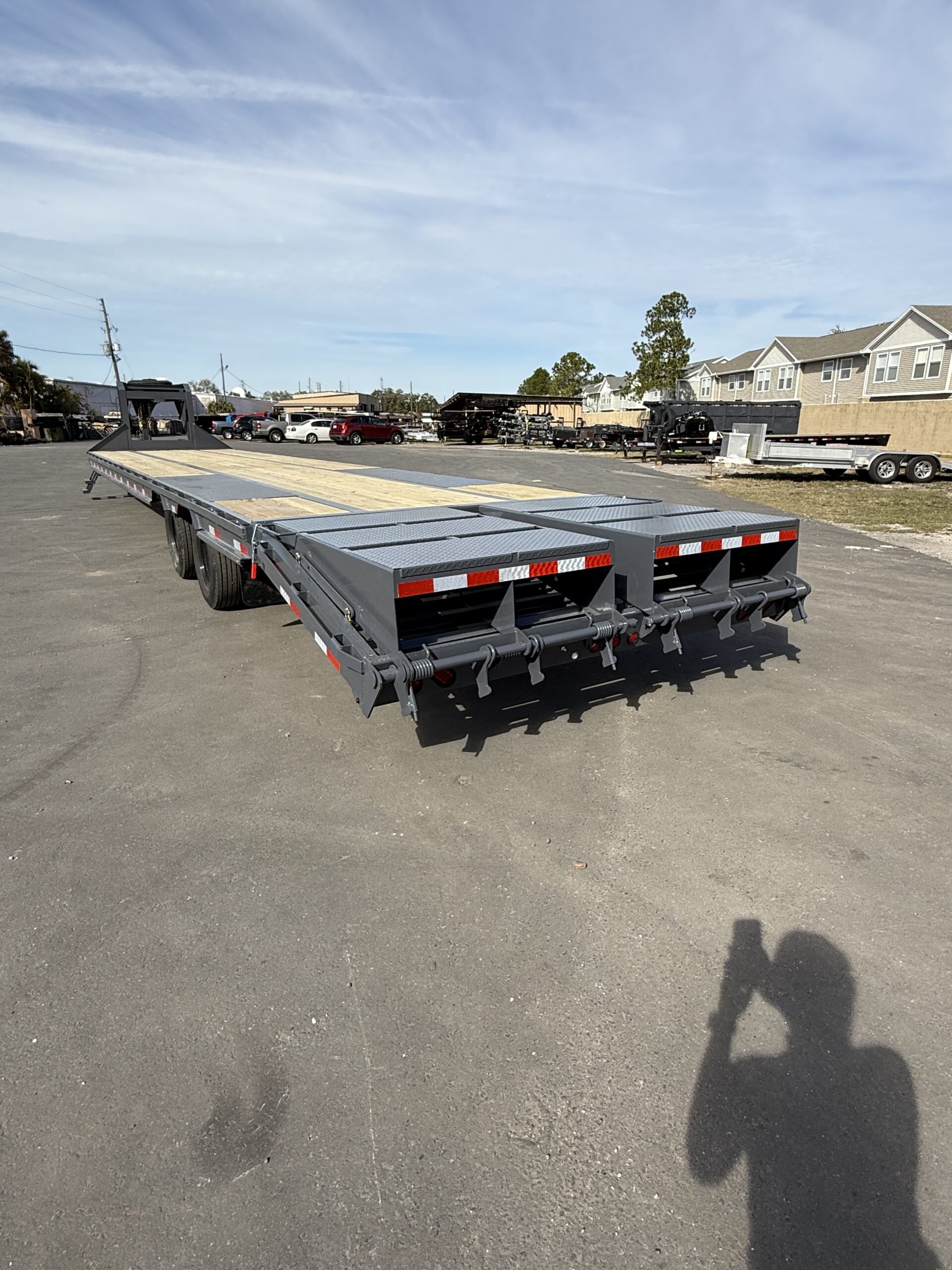 2026 Black Iron Down2Earth HEAVY DUTY 40′ Gooseneck Flatbed Trailer with 5′ Dovetail & HD Ramps - Image 4