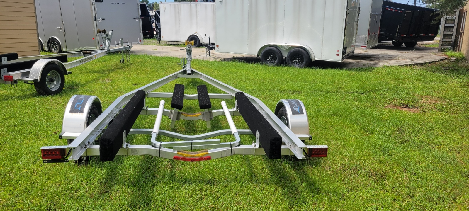 19-21 ft adjustable magic tilt trailer - Image 2