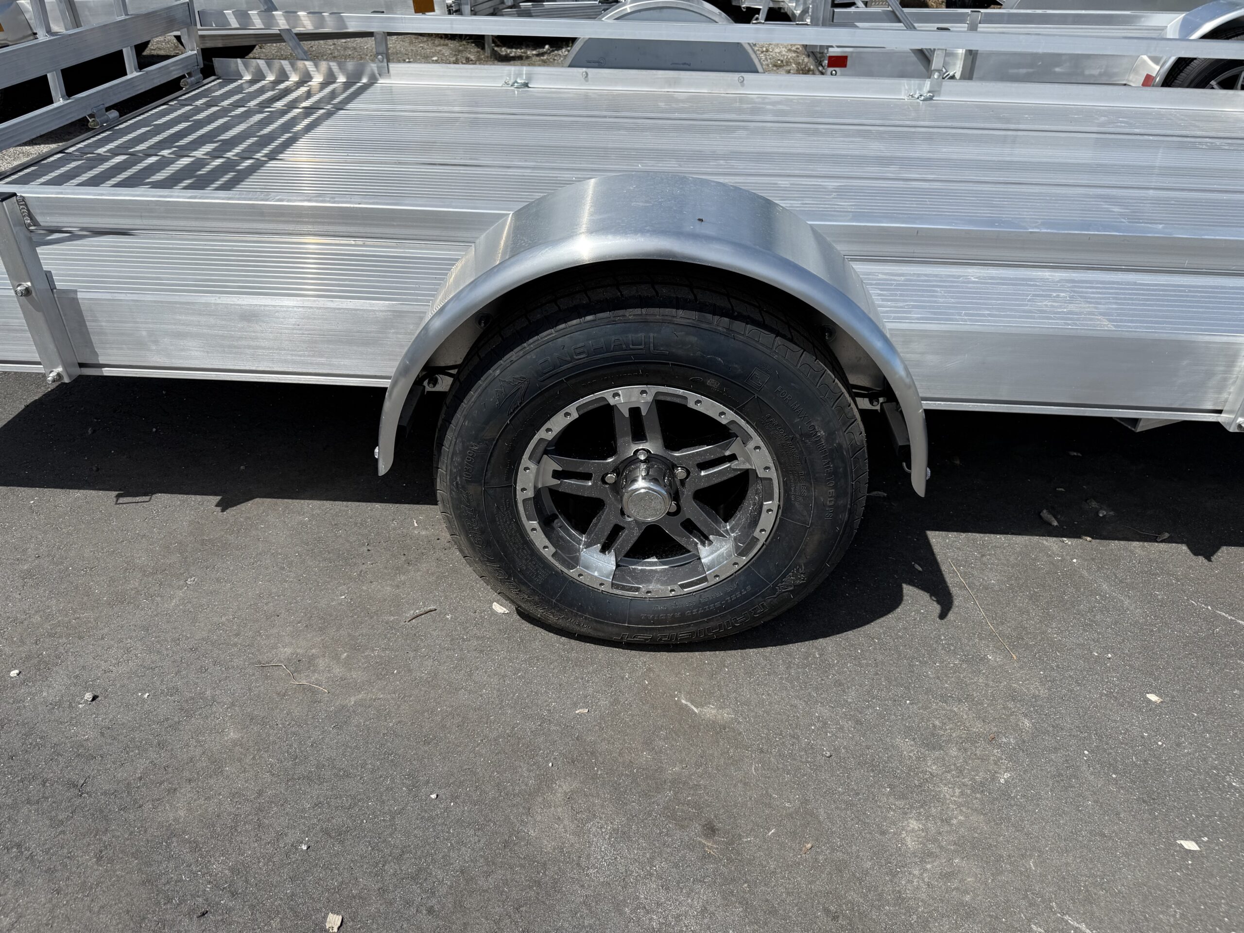 7′ x 12′ ALUMINUM UTILITY TRAILER - Image 2