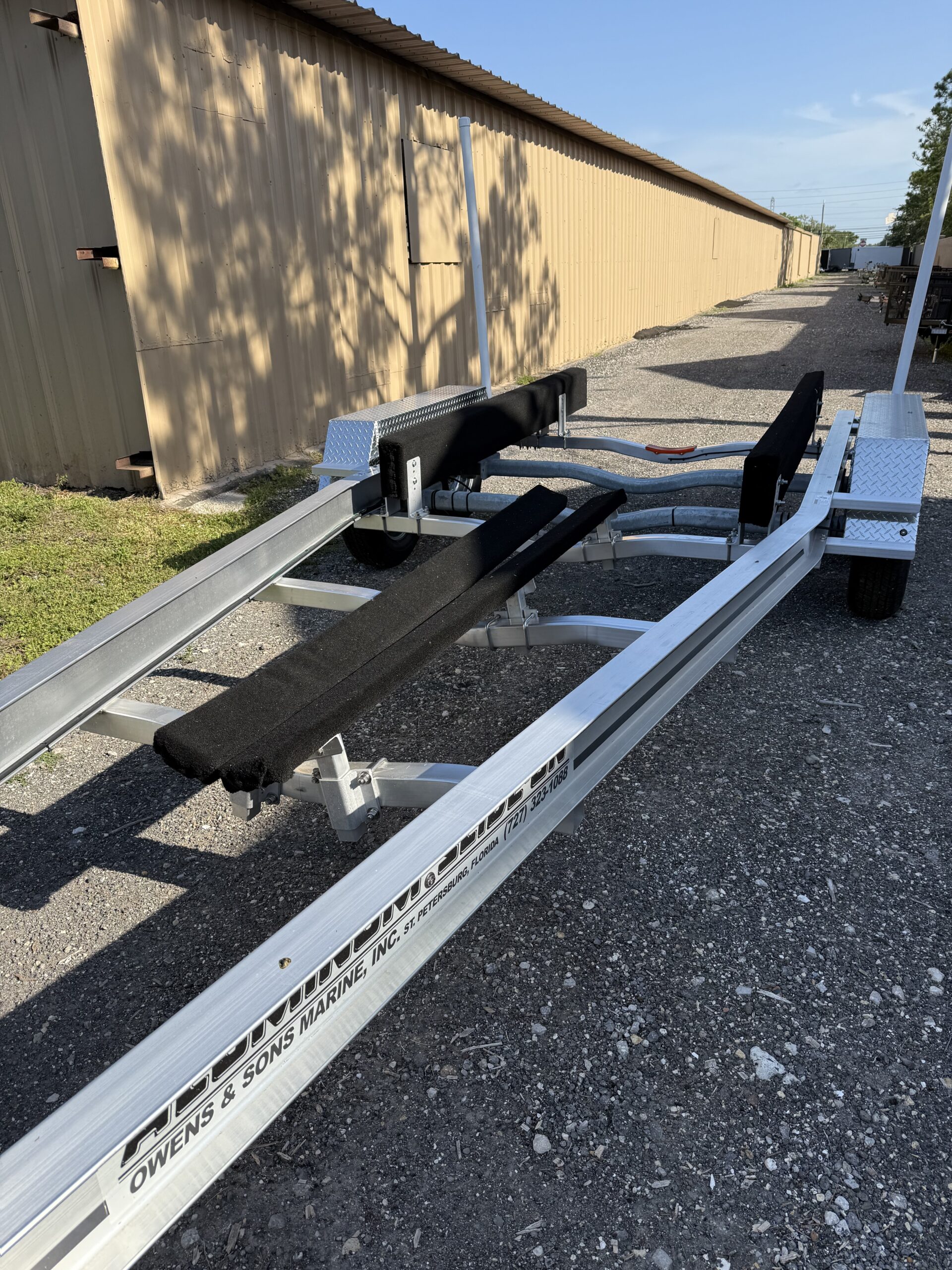 26-28 owens n sons boat trailer - Image 4