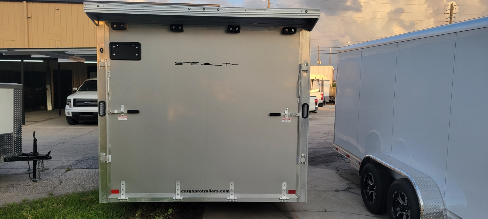 8.5 x 24 Aluminum Car Hauler Trailer Stealth - Image 7